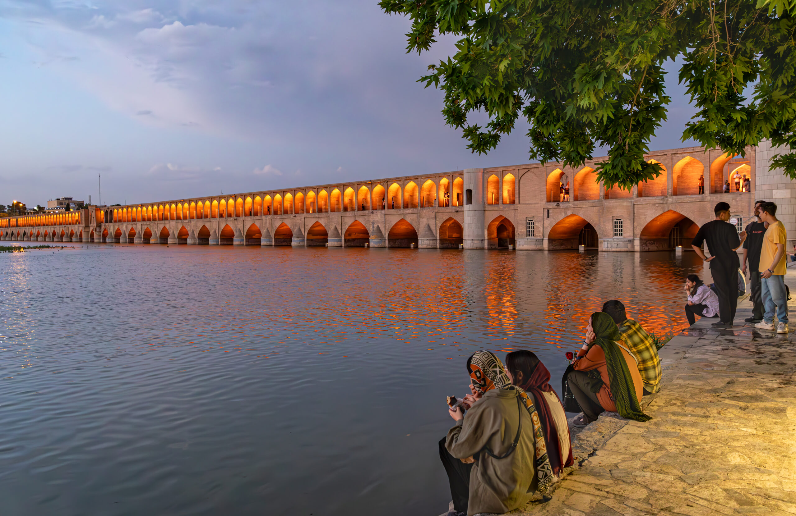Si-o-Se Pol Bridge